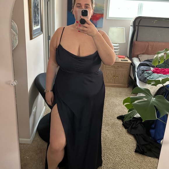 Navy gown 20 - Picture 4 of 4